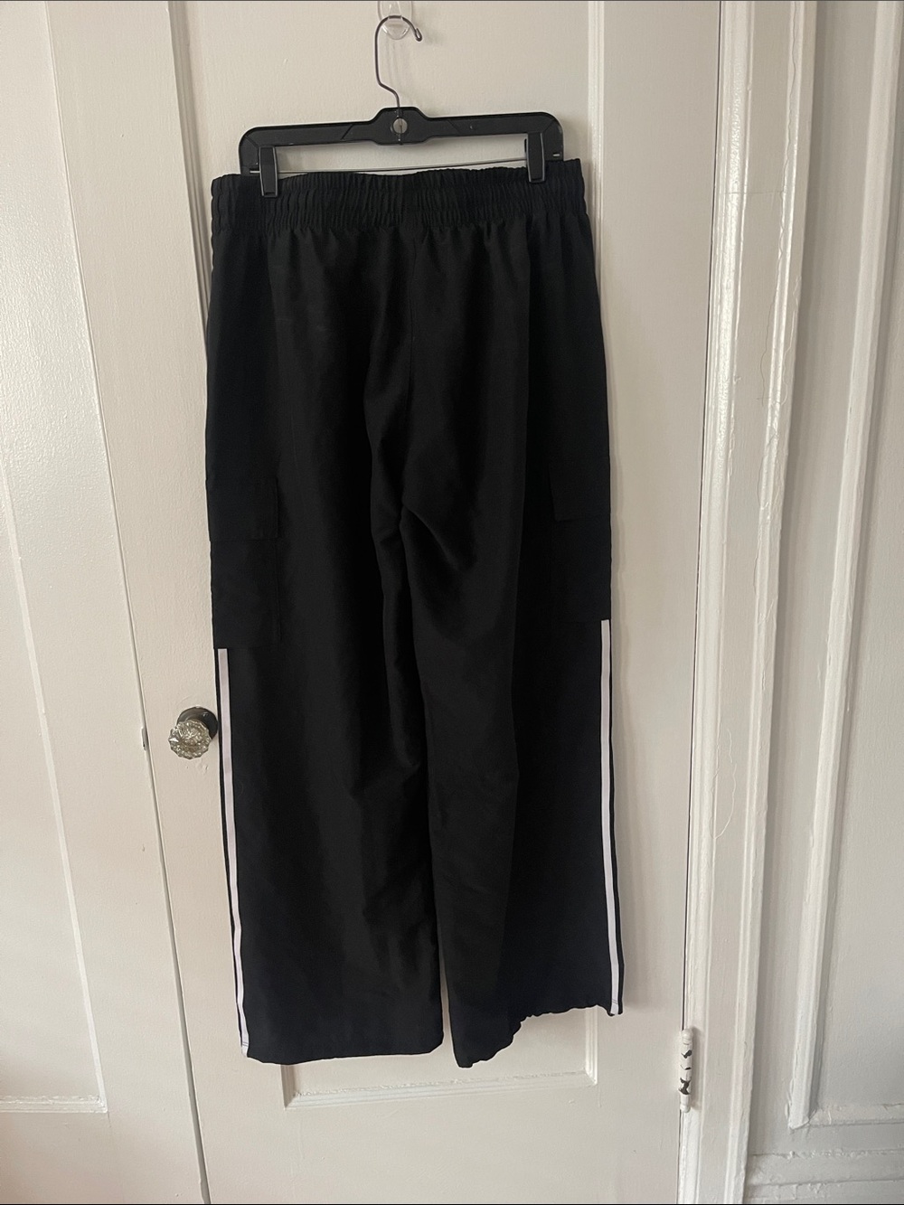 NWT adidas Black Cargo Sweatpants with White Three Stripes - Picture 8 of 8